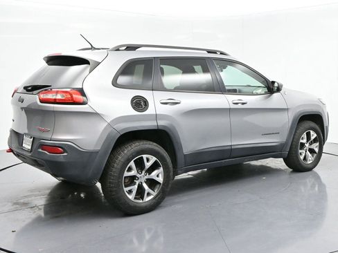 Used 2015 Jeep Cherokee Trailhawk image 7