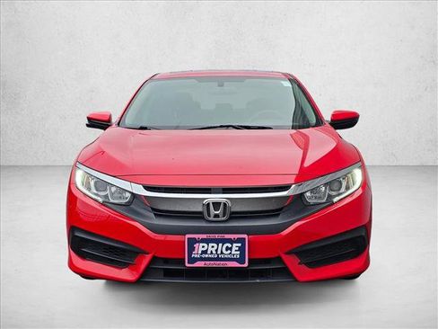 Used 2018 Honda Civic EX image 8