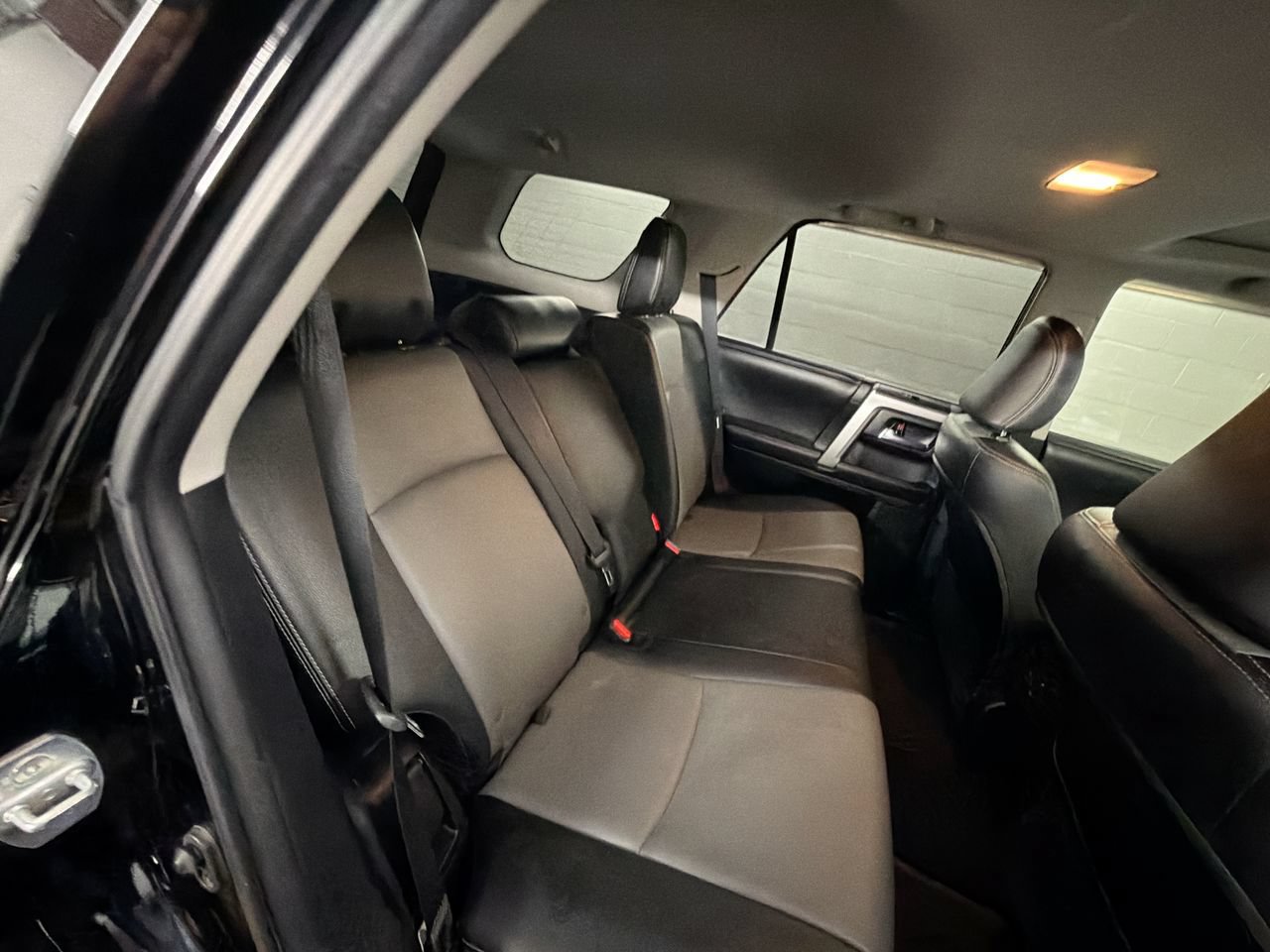 Used 2015 Toyota 4Runner SR5 Premium RWD image 25