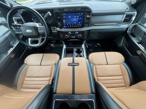Used 2024 Ford F450 Platinum w/ FX4 Off-Road Package AWD/4WD image 14