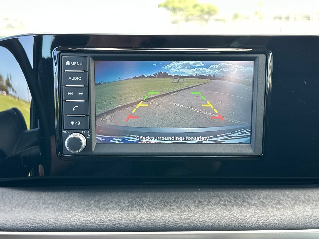 Used 2025 Nissan Kicks S AWD/4WD image 17
