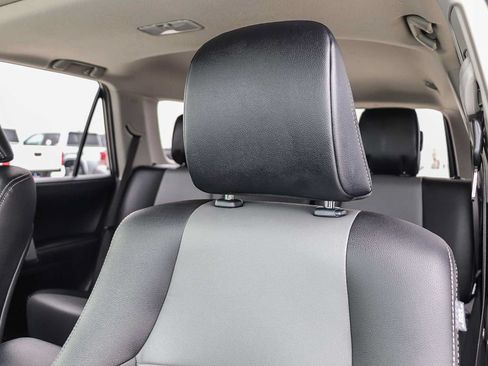 Used 2018 Toyota 4Runner SR5 Premium AWD/4WD image 19