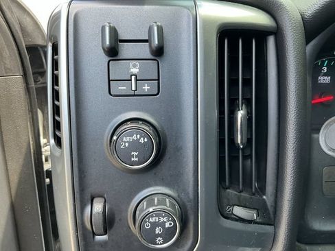 Used 2017 Chevrolet Silverado 1500 LT w/ All Star Edition AWD/4WD image 19