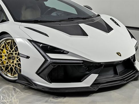 Used 2024 Lamborghini Revuelto AWD/4WD image 4