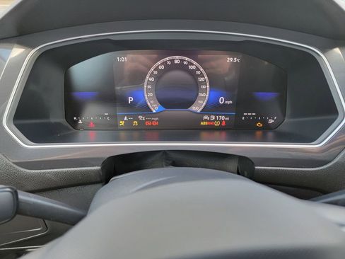 Used 2024 Volkswagen Tiguan S image 13