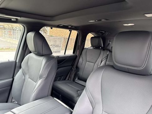 New 2026 Lexus LX 700h Luxury AWD/4WD image 32