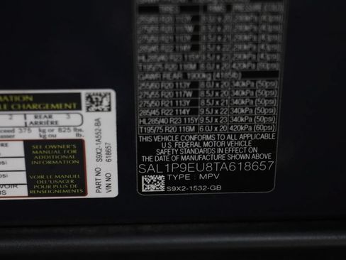 Certified 2026 Land Rover Range Rover Sport SE AWD/4WD image 24