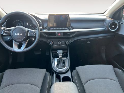 Used 2022 Kia Forte LXS FWD image 10