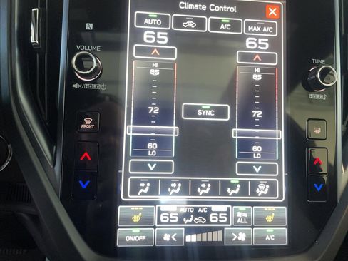 Used 2025 Subaru Forester Limited image 13