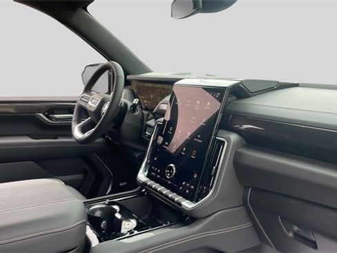 New 2026 GMC Yukon Elevation image 21