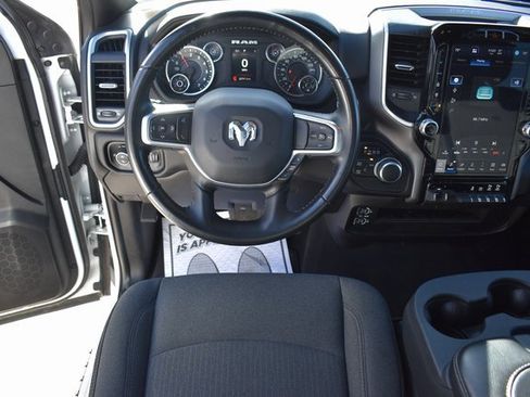 Used 2024 RAM 2500 Big Horn w/ Sport Appearance Package image 18