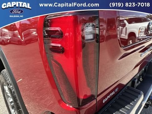 Used 2025 GMC Sierra 2500 SLT w/ SLT Premium Package AWD/4WD image 15