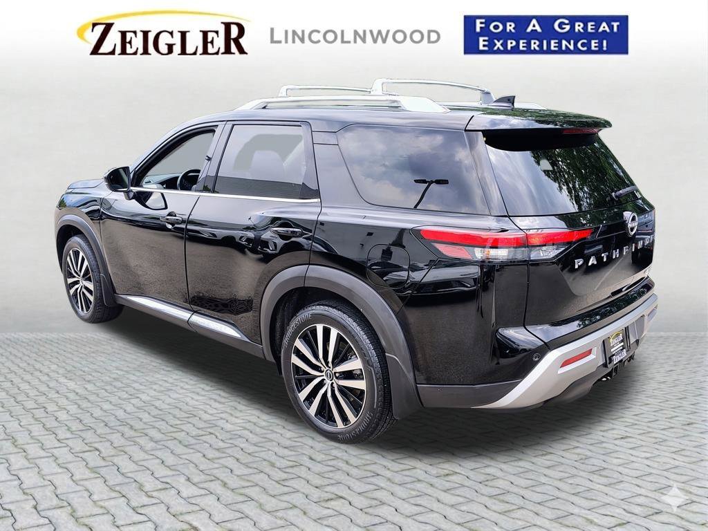 Used 2024 Nissan Pathfinder Platinum AWD/4WD image 8