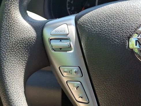 Used 2015 Nissan Versa S Plus FWD image 25