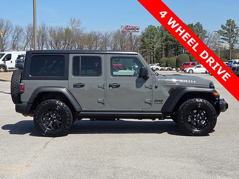 Used 2021 Jeep Wrangler Unlimited Sport AWD/4WD image 6