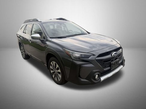 Used 2025 Subaru Outback Touring XT w/ Popular Package #2 AWD/4WD image 2