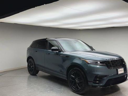 Certified 2026 Land Rover Range Rover Velar Dynamic SE AWD/4WD image 8