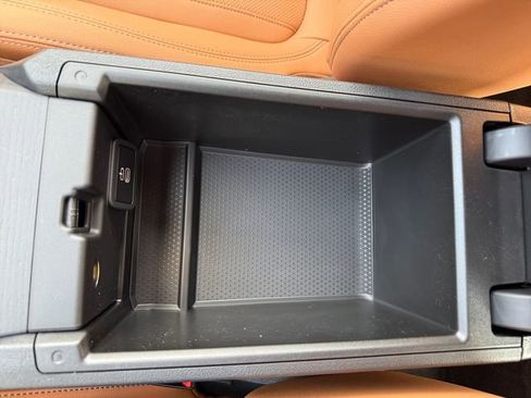 New 2026 BMW 330i xDrive Sedan w/ Convenience Package image 26