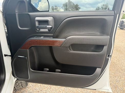Used 2018 GMC Sierra 1500 SLT AWD/4WD image 13