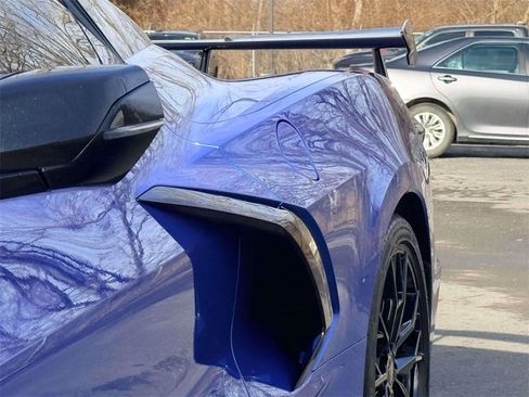 Used 2024 Chevrolet Corvette Stingray Premium Conv w/ Z51 Performance Package image 12