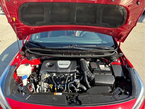 Used 2017 Kia Forte SX image 45