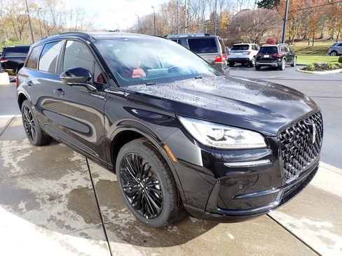 New 2026 Lincoln Corsair Reserve w/ Jet Appearance Package image 8