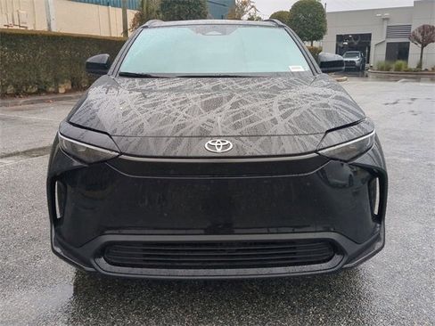 Used 2024 Toyota bZ4X XLE image 9