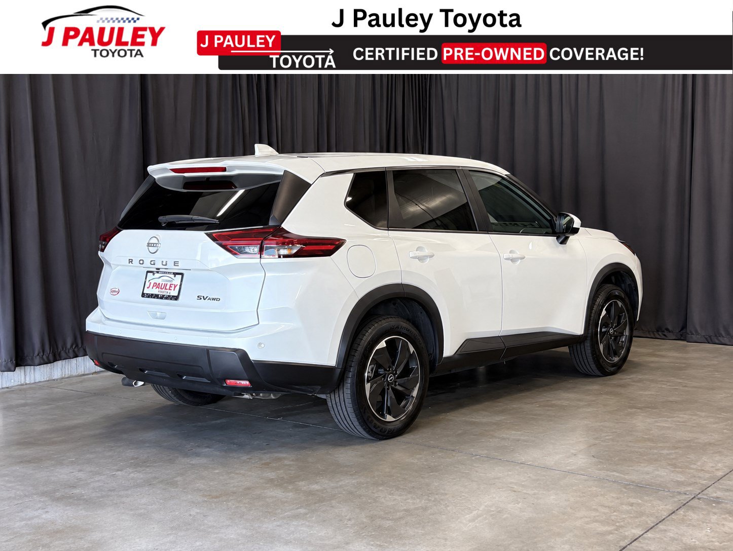 Used 2024 Nissan Rogue SV AWD/4WD image 3