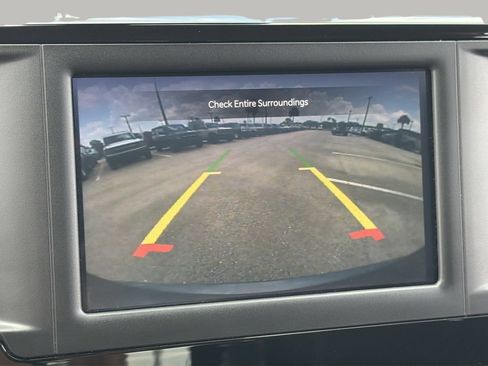 Used 2023 Chrysler Voyager LX FWD image 21