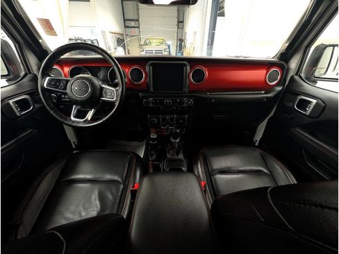 Used 2020 Jeep Gladiator Rubicon w/ Dual Top Group AWD/4WD image 10