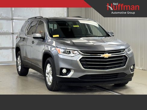 Used 2019 Chevrolet Traverse LT image 1