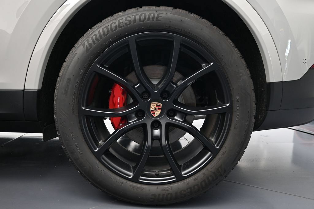 Used 2026 Porsche Cayenne S AWD/4WD image 43