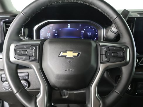 Used 2025 Chevrolet Silverado 1500 LT image 20