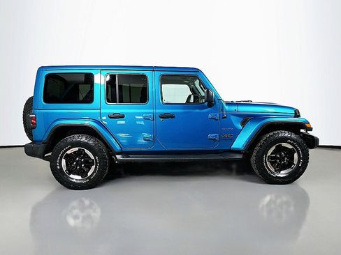 Used 2020 Jeep Wrangler Unlimited Sahara w/ Uconnect 4C Nav & Sound Group image 8