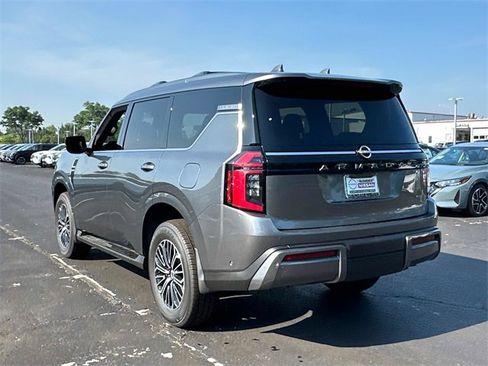 New 2025 Nissan Armada SL w/ Captain's Chari Seat Package image 25
