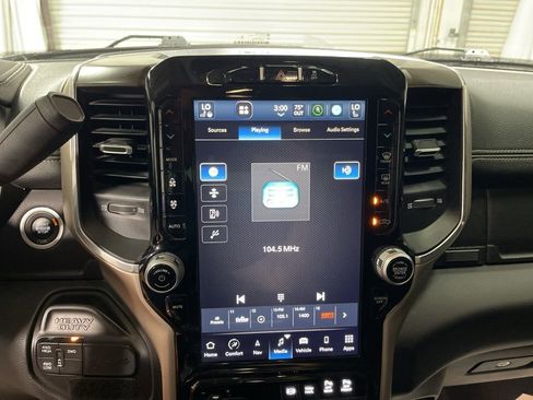 Used 2024 RAM 2500 Laramie image 38