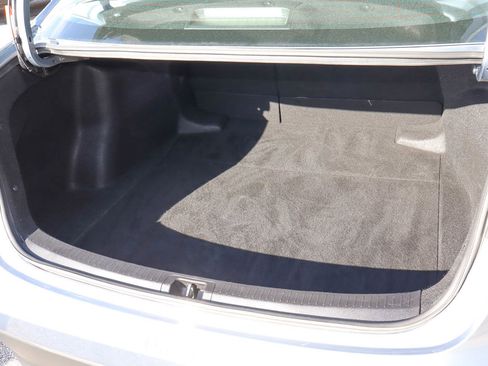 Used 2024 Toyota Corolla LE image 9