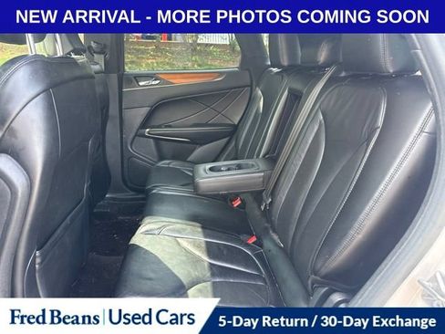 Used 2018 Lincoln MKC Select w/ Select Plus Package AWD/4WD image 12