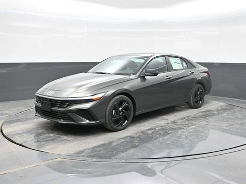 New 2026 Hyundai Elantra Sport w/ Cargo Package image 4