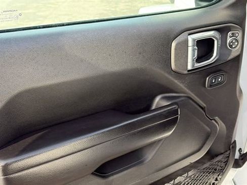 Used 2020 Jeep Gladiator Sport w/ Quick Order Package 24S image 21