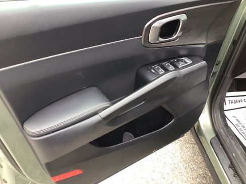 Used 2025 Kia Sorento X-Line EX AWD/4WD image 10