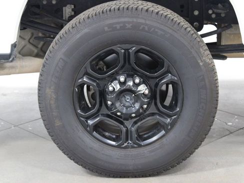 Used 2024 Ford F250 XL w/ STX Appearance Package AWD/4WD image 17