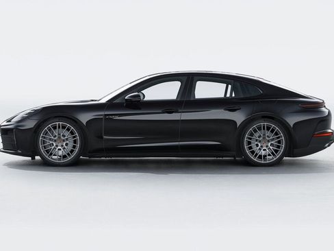 New 2026 Porsche Panamera 4 image 2