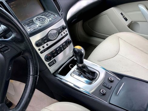 Used 2014 INFINITI Q60 AWD Coupe w/ Premium Package image 16
