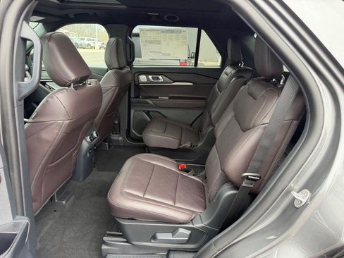 New 2026 Ford Explorer Platinum RWD image 11