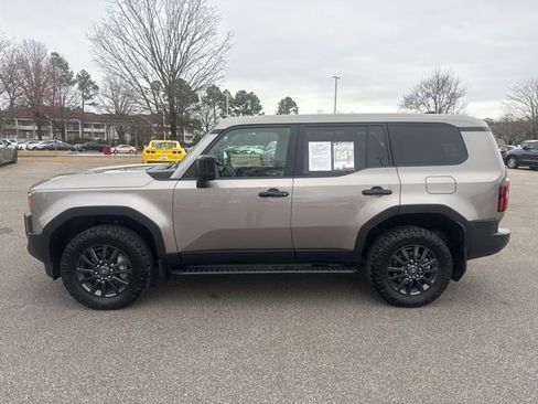 Used 2025 Toyota Land Cruiser 1958 image 2