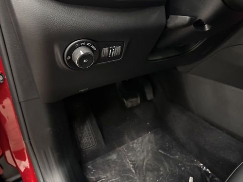 New 2026 Jeep Compass Latitude image 11