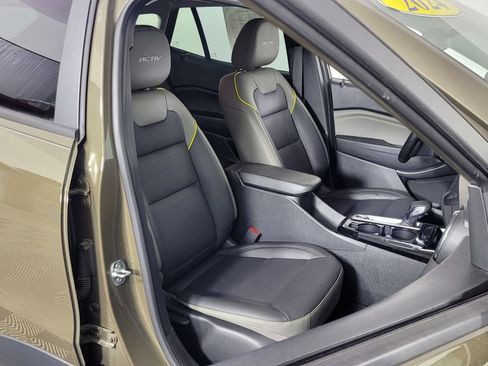 Used 2024 Chevrolet Trax ACTIV w/ Driver Confidence Package image 35