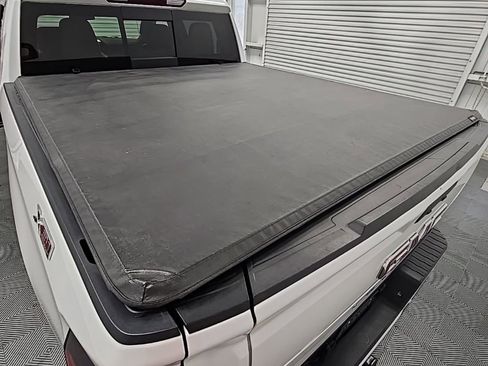 Used 2021 GMC Sierra 1500 SLT w/ SLT Premium Plus Package image 38