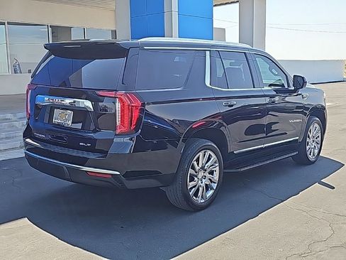 Used 2021 GMC Yukon SLT image 3